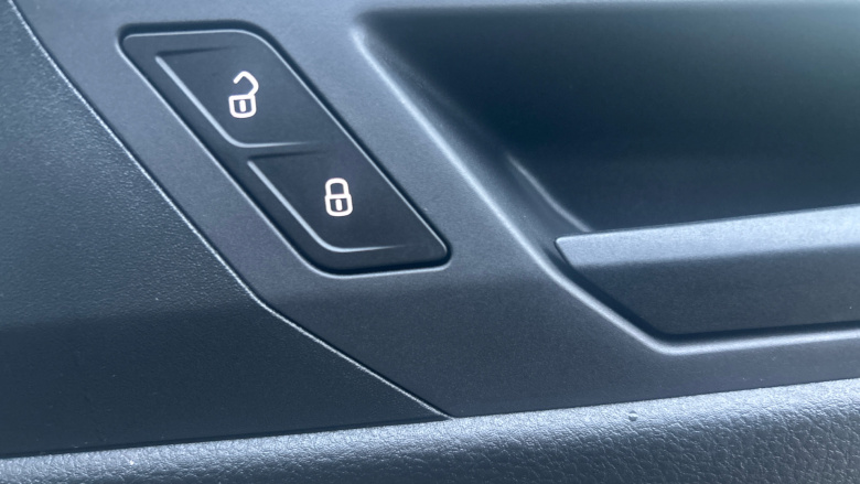 Ford Transit Connect 250 L2 Petrol 1.5 EcoBoost PHEV 150 Trend Van Auto